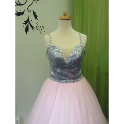 Marizu fashion světle růžové maturitní, plesové, společenské šaty na tenké ramínka bohatě zdobené kamínky