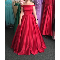 Marizu fashion nádherné vínově červené saténové maturitní, plesové, společenské šaty se spadlými rameny