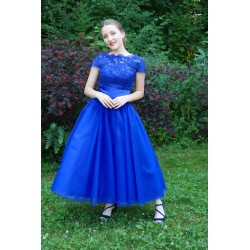 Marizu fashion krásné modré šaty s krajkou a bohatou tylovou sukní v midi délce