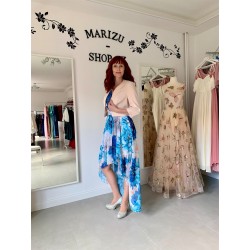 Krásné asymetrické šifonové společenské šaty s květinovým vzorem