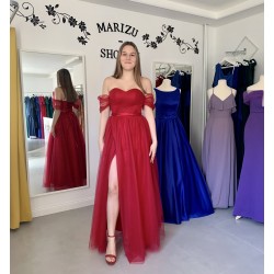 Marizu Fashion nádherné vínově červené tylové šaty s rozparkem a spadlými rameny