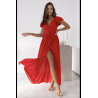 Krásné červené třpytivé plesové společenské šaty vhodné i pro plnoštíhlou postavu