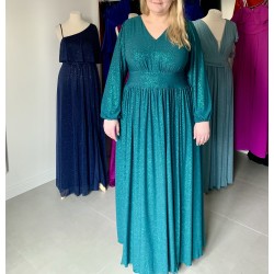 Krásné zelené třpytivé plesové společenské šaty s rukávy vhodné pro plnoštíhlou postavu