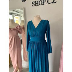 Krásné modré třpytivé plesové společenské šaty s rukávy vhodné pro plnoštíhlou postavu