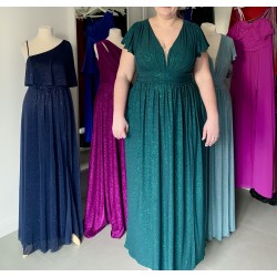 Krásné smaragdově zelené třpytivé plesové společenské šaty vhodné i pro plnoštíhlou postavu