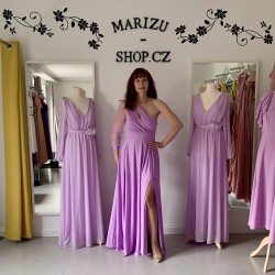 Marizu Fashion lila fialové plesové společenské šaty s rukávem