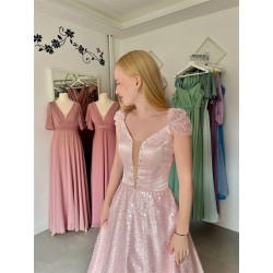 Marizu fashion krásné třpytivé růžové plesové maturitní šaty