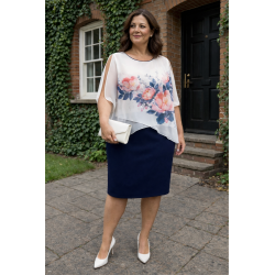 Krásné společenské plus size šaty s květinovým vzorem